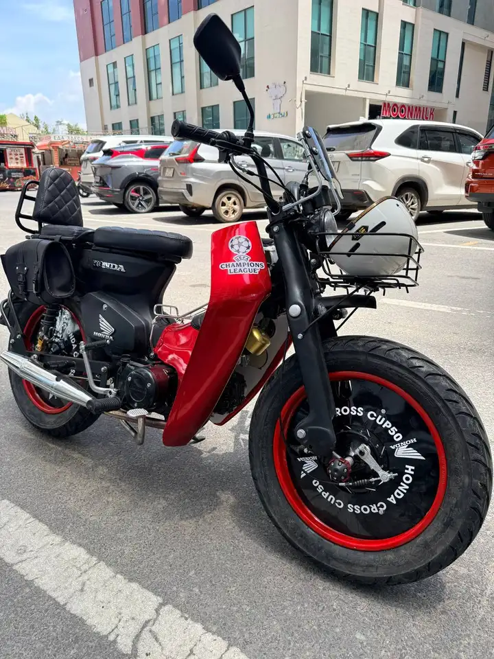 Кастомный Honda 50 см³