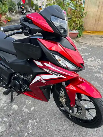 Honda Winner 2018, красный, механика