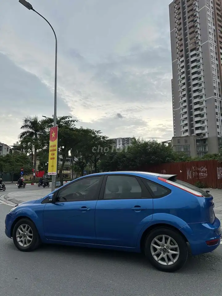 Ford Focus 2009 1.8 Синий