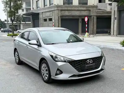 Hyundai Accent 2023 1.4 MT механическая коробка передач, отличный автомобиль