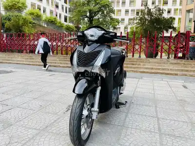 Honda SH 125cc 2018 года, свежее состояние