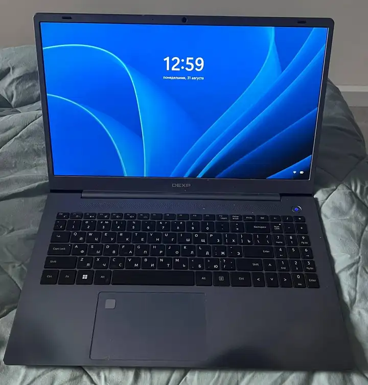 Ноутбук DEXP Atlas M15-I5W303