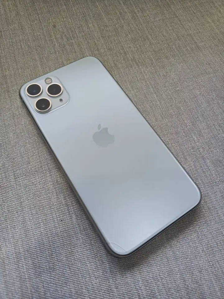 iPhone 11 Pro 256 ГБ