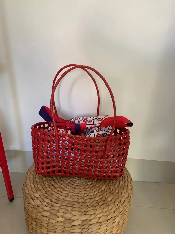 Zara 30 мл, Juliet has a gun 7 мл, сумка-корзина, платье, футболка, шорты, боди