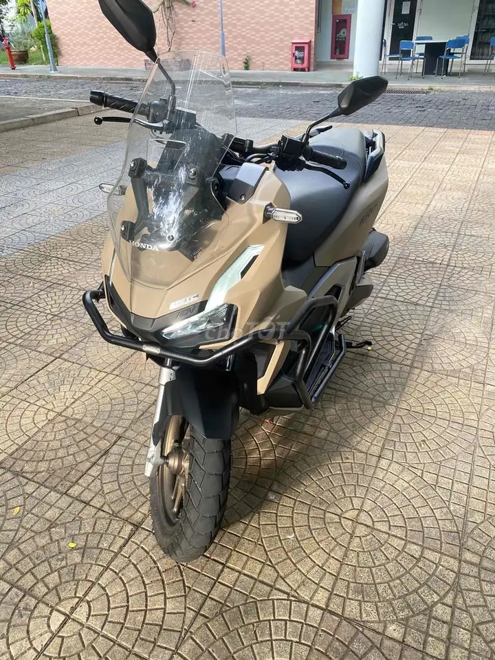 Honda ADV 160cc 2025 ABS, масляная подвеска, премиум