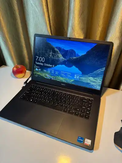 Xiaomi Redmibook 15 (i5-11300H / 8GB / 512GB SSD)
