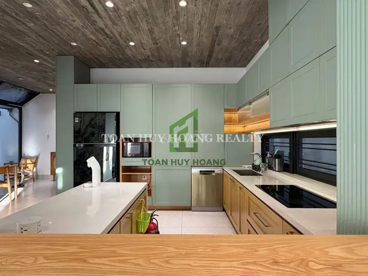 Вилла 3 спальни Хоа Суан рядом с Euro Village 2 | D721