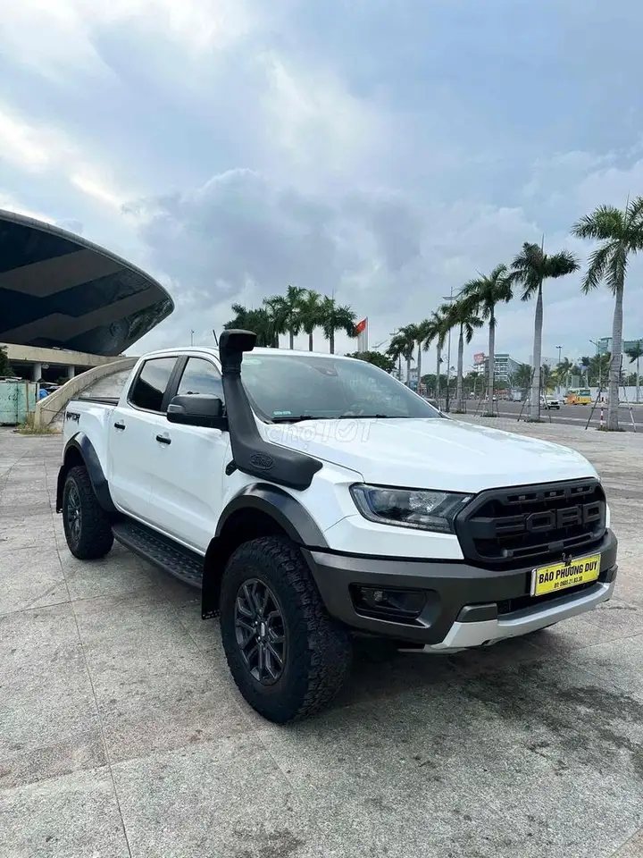 Ford Raptor 2020 Белый 72.000 км