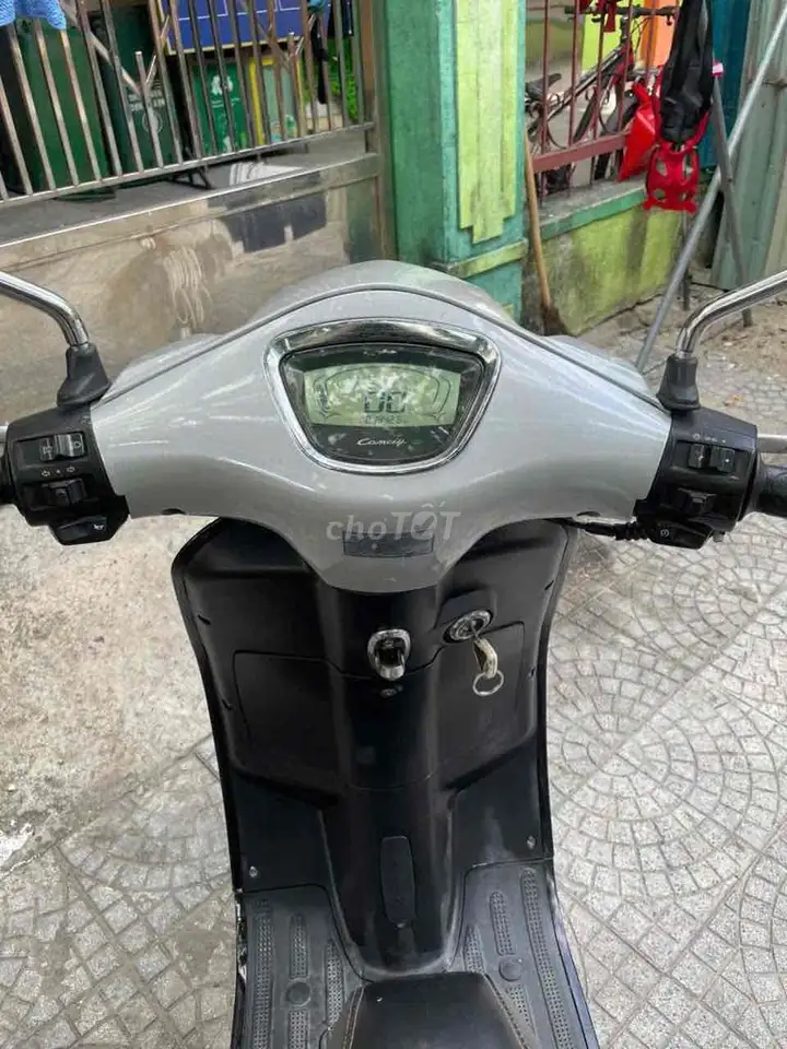 Piaggio Vespa 50cc Серый