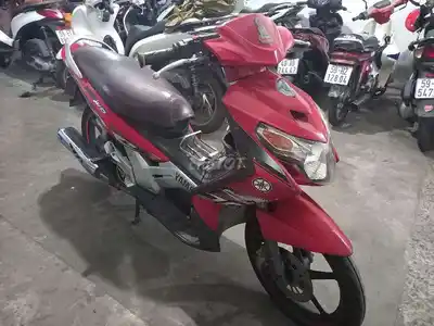 Yamaha Nouvo, красный
