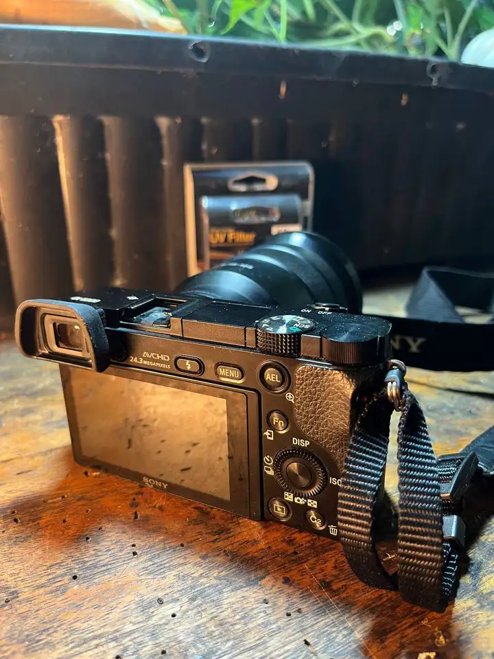 Фотоаппарат Sony a6000 + объектив SELP18105G