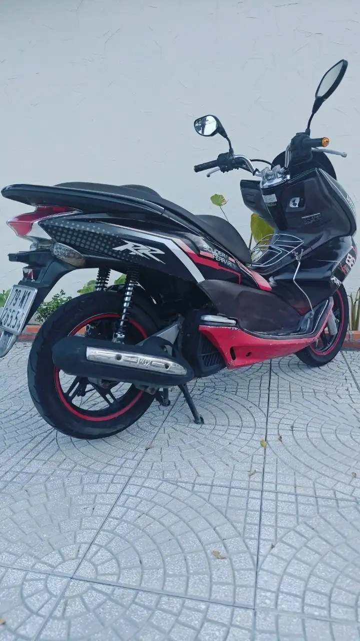 Honda PCX 125, 2014, 2 поколение