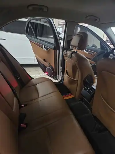 Mercedes-Benz C250 CGI 2010 Белый от собственника