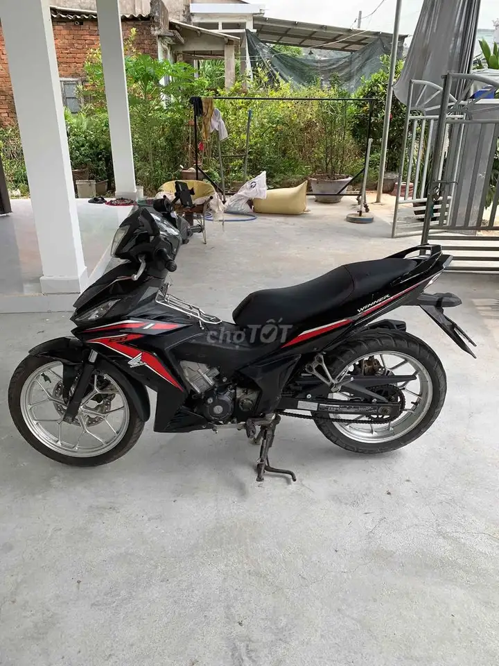 Honda Winner V1 черный глянец, мотоцикл с ручной коробкой