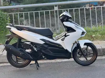 Воздушный клинок Honda 2024 белый