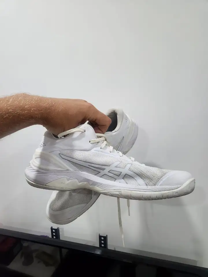 Asics волейбольные gelburst 28