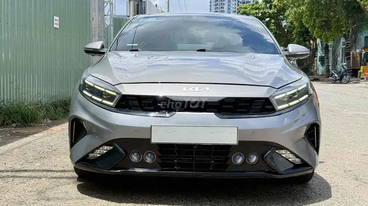 Kia K3 2.0 Premium 2022 серый 48997 км