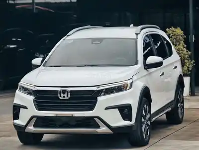 Honda BRV 2024 версия L 1.5L 7 мест Белый