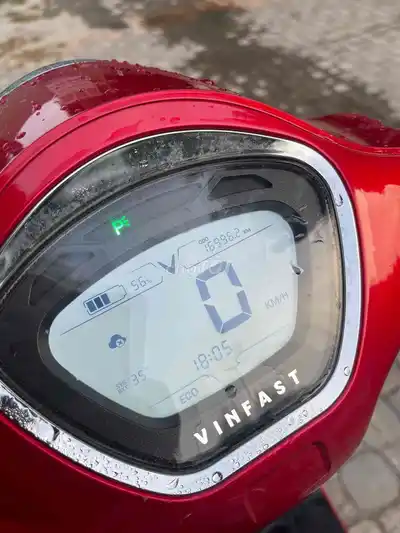 Электроскутер Vinfast Evo 200 2025 Красный