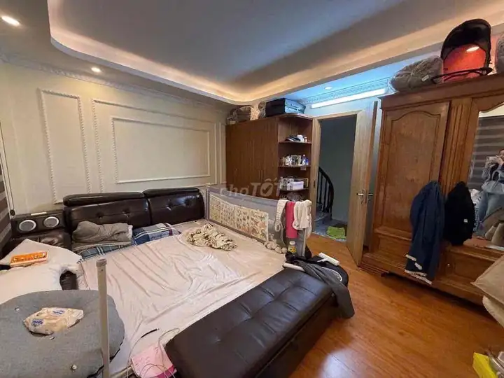 Сдается новый дом в Ме Три, 45 кв.м, 5 этажей, 4 спальни, с мебелью