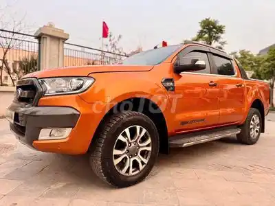 Ford Ranger Wildtrak 3.2 2017, оранжевый, 98 000 км