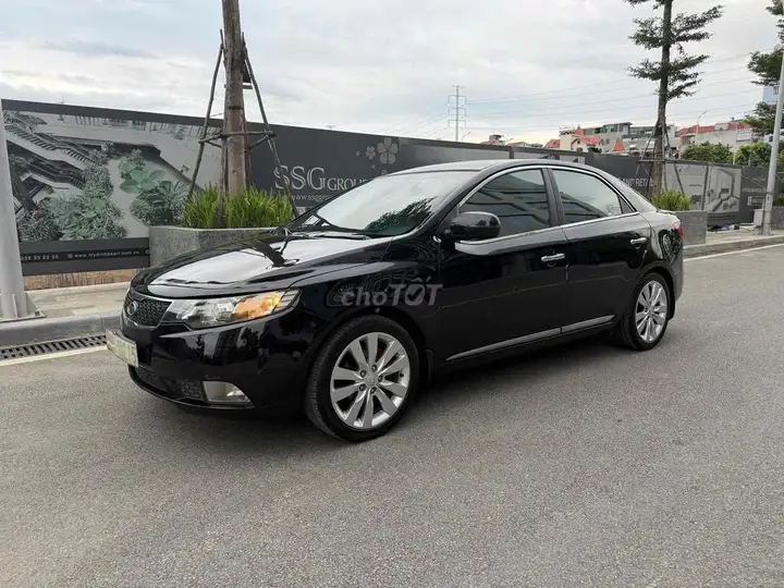 Kia Cerato 2010 Черный Импортный 5 мест