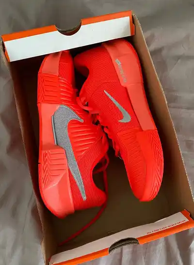 Nike Zoom Challenge Pro