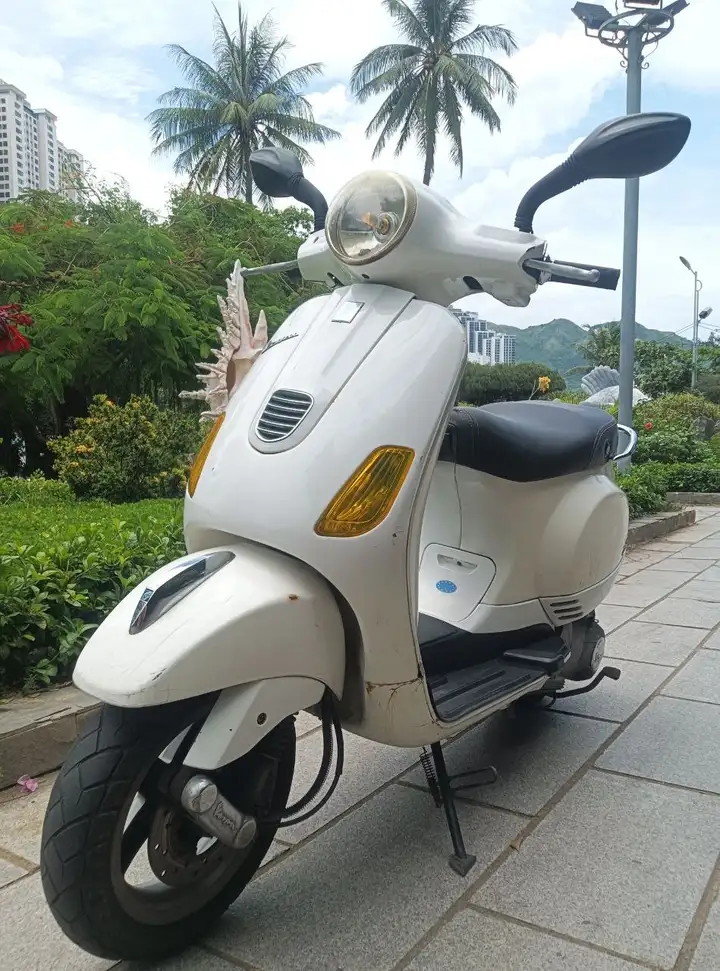 Vespa LX 155 (Piaggio)