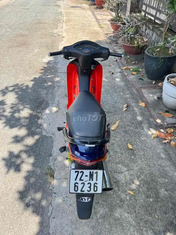 Honda Wave Repsol красно-сине-белая, китайская сборка