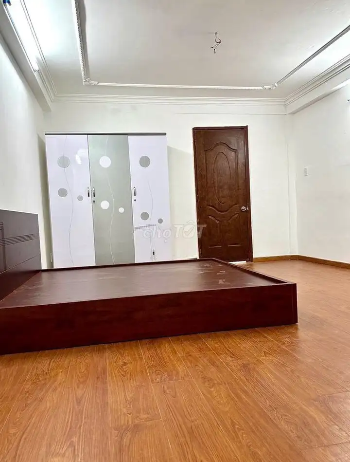 Дом 3 этажа, 3 спальни, улица для авто, QL13, Hiep Binh Phuoc, Thu Duc
