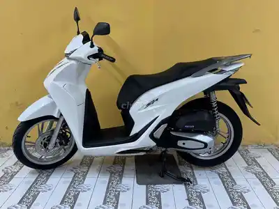 Honda SH 125 2026 бело-черный суперновый 43AB-086.35
