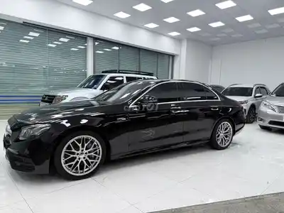 Mercedes-Benz E300 AMG 2016 odo 60168 км