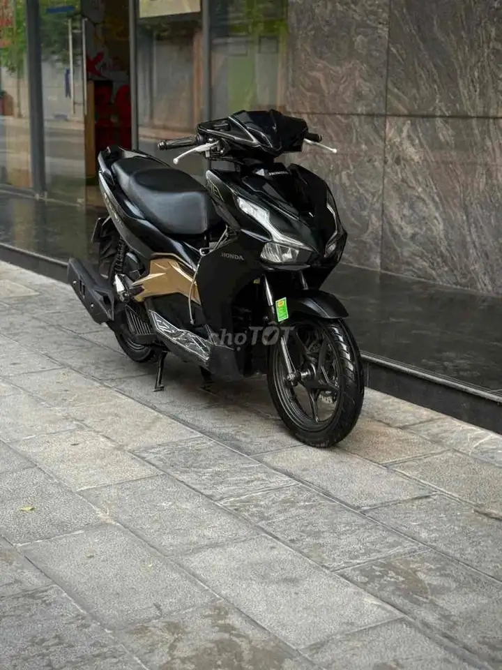 Air Blade Black Edition особый 29M отличный родной в отличном состоянии