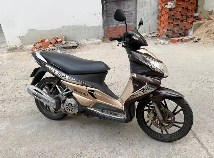 Suzuki Hayate 125