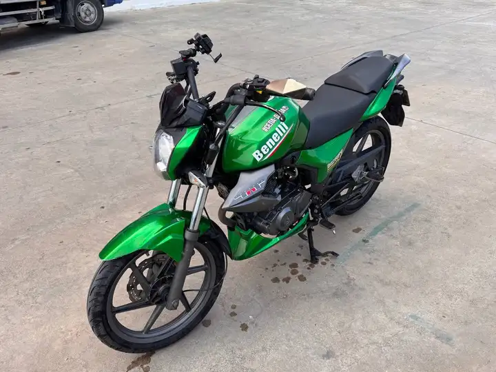 Мотоцикл Benelli TNT 150