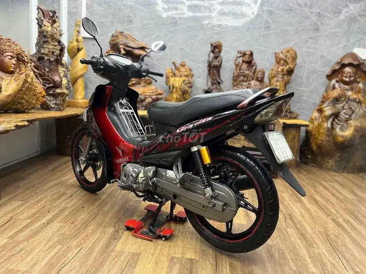 Yamaha Jupiter Gravita, пластик целый, двигатель шепчет
