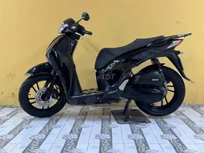 SH 125 глянцевый черный суперновый мотор отличный 43AG-030.93