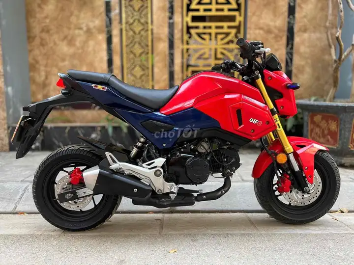 Honda MSX125 2022, красный/синий, 5000 км