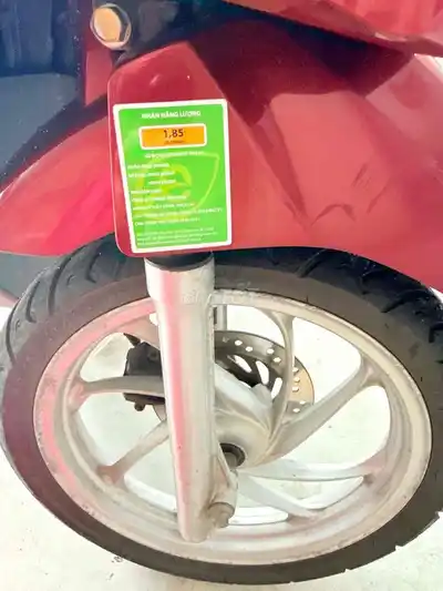 HONDA VISION КРАСНЫЙ