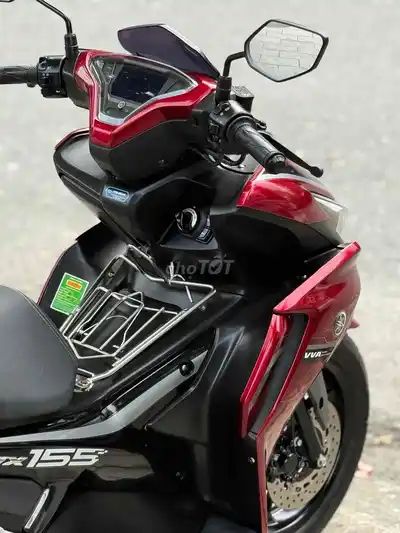 Yamaha NVX 155 2024 Красно-черный 11000 км