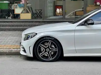 Mercedes-Benz C300 AMG 2021, пробег 12 000 км