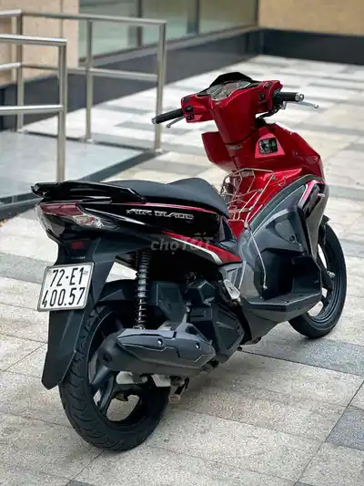 Honda Air Blade 125 2017 Красно-черный