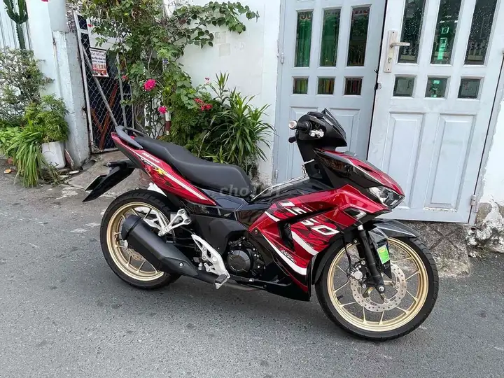 Honda Winner 2024 Красно-черный Вьетнам