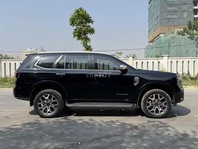 Ford Everest Titanium 2024 4x4 Plus Черный 20 тыс. км
