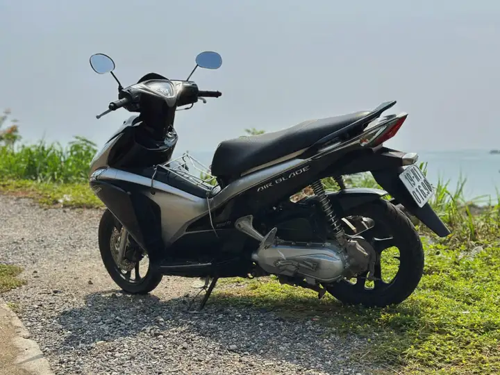 Honda Air Blade 2011