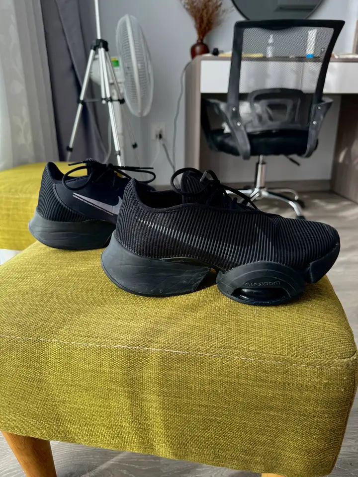 Кроссовки Nike Air Zoom Superrep 2