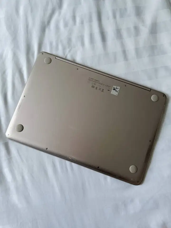 Asus UX305F Notebook PC