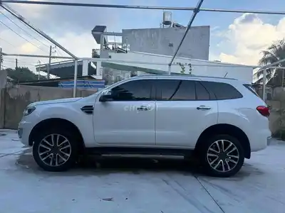 Ford Everest 2022 Titanium