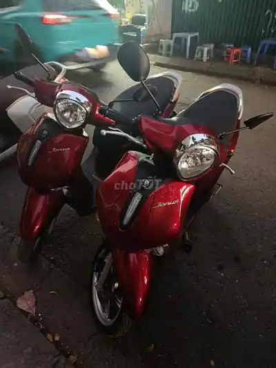 Yamaha Janus 2024, красный
