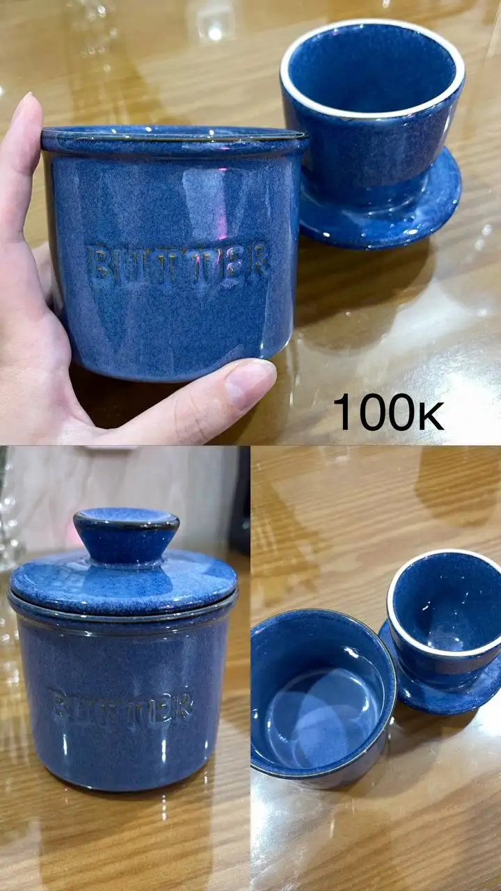 Контейнеры, масленка, топ Uniqlo, серьги, штаны, кольца, ожерелья